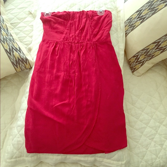 Very cute strapless boutique dress