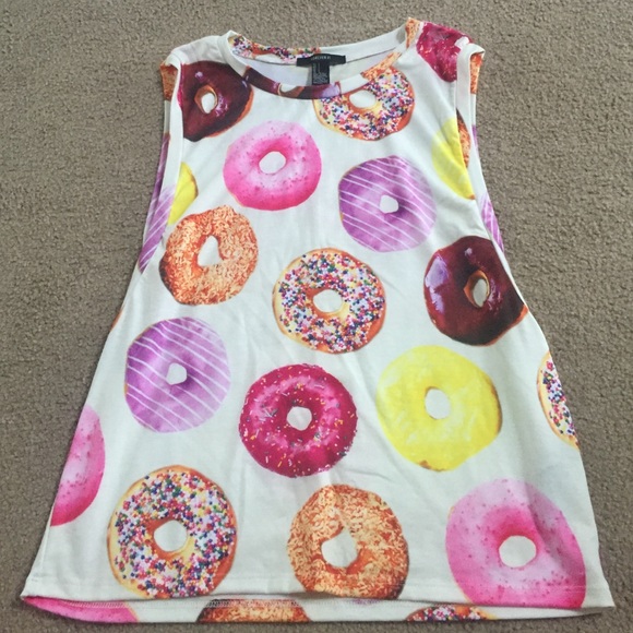 Doughnut tank