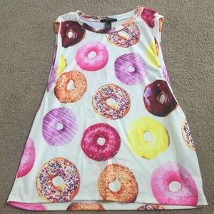 Doughnut tank