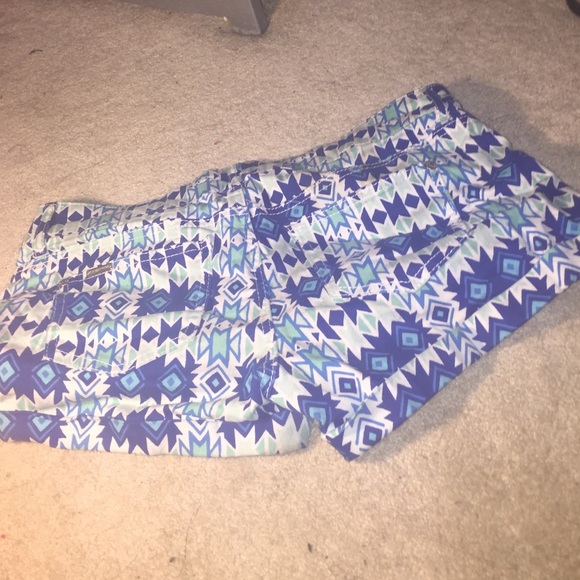 Aztech shorts - Picture 2 of 2