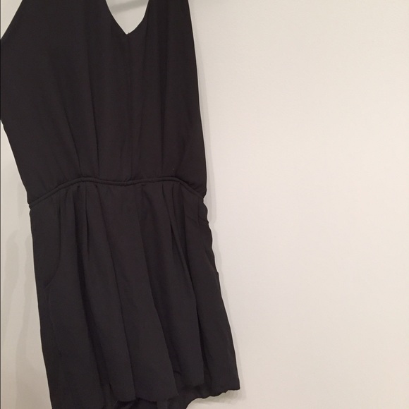Romper - Picture 2 of 4