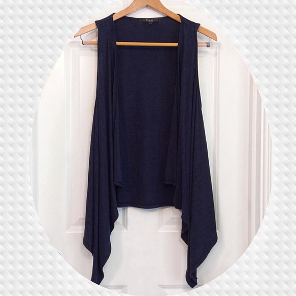 Tops - Navy Knit Vest