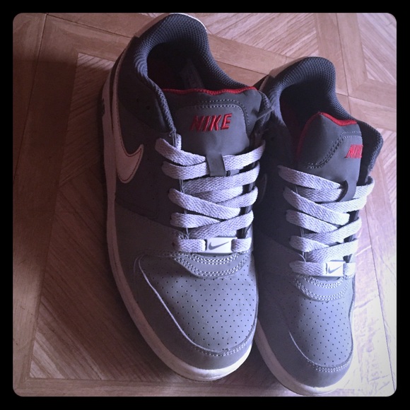 Nike sneakers. Excellent condition