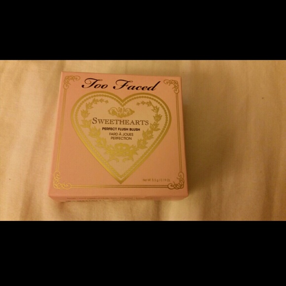 Too Faced sweetheart blush