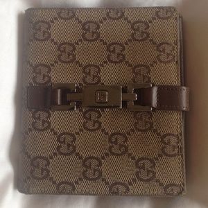 Gucci wallet
