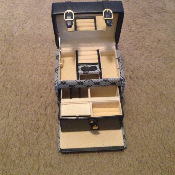 Jeun bang Other - 🌺 final price cut 🌺 Convertible jewelry box