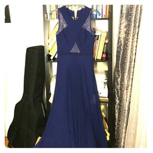 BCBG new never worn size 2 gown