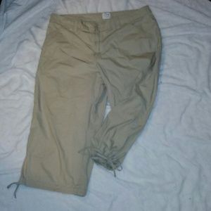 Khaki Capris w/tie ankles