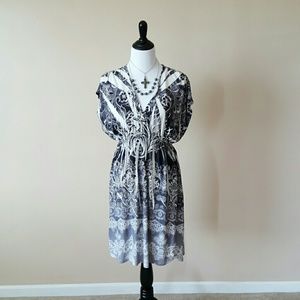 Mid-thigh length summer dress