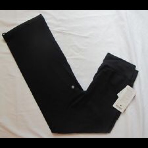 BUNDLED! BNWT Lululemon Relaxed Fit Pants - Picture 4 of 4
