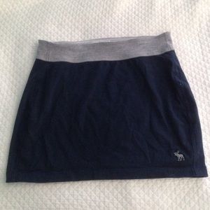 Abercrombie navy blue pencil skirt