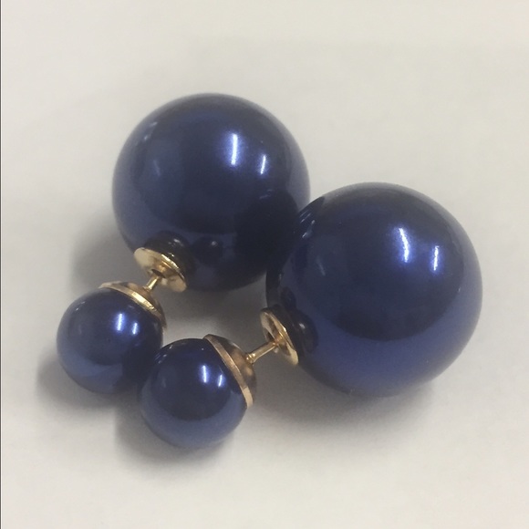 Double sided metallic blue ball earring
