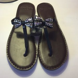 Abercrombie now sandals NWT