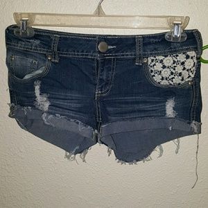 Lace pocket shorts