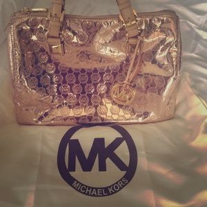 ONE DAY SALE!! Michael Kors Handbag