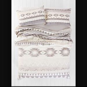 Urban Outfitter bedding