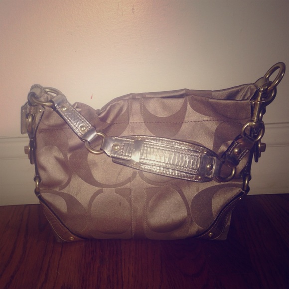 Authentic coach purse - Picture 1 of 1