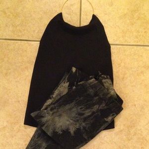 Choker tank, and skinny jeans