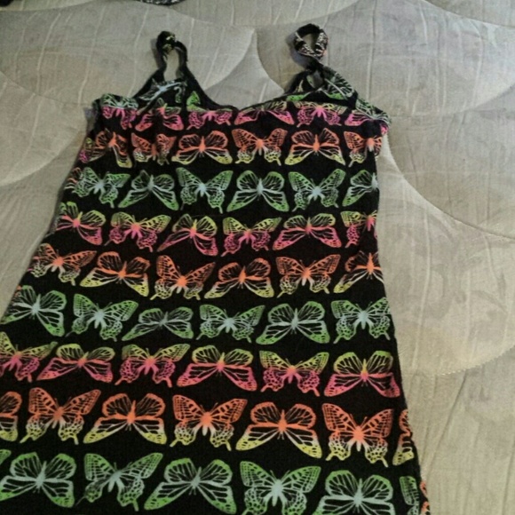 Tanks sz small bogo free sale - Picture 2 of 3