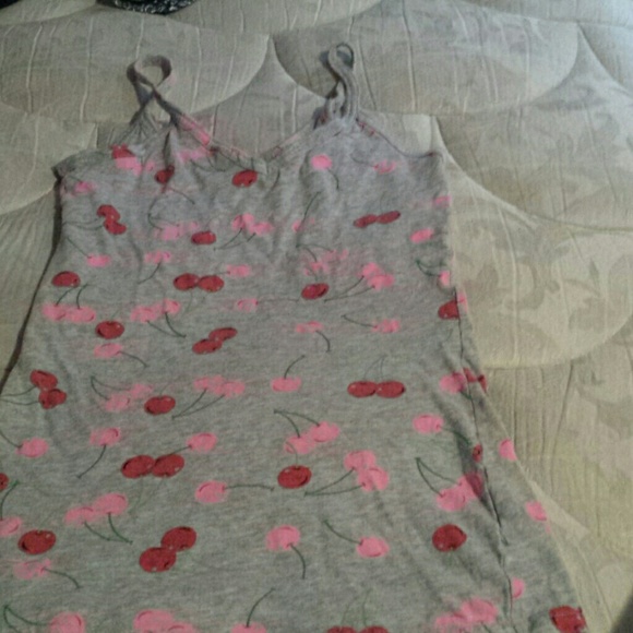 Tanks sz small bogo free sale - Picture 3 of 3