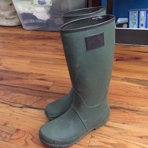 Green Ralph Lauren (Polo) rain boots. Size 7 Green Ralph Lauren (Polo) rain boots. Size 7