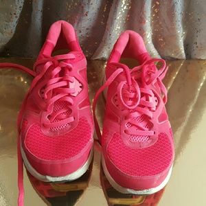 Nike running shoes with dynamic support