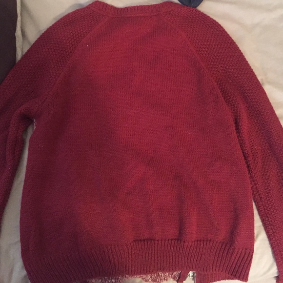 Sweater - Picture 4 of 4