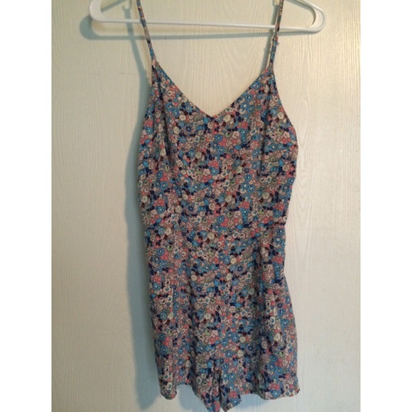 Forever21 - Flowered Romper - Picture 1 of 4
