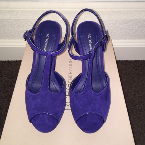 BCBG Royal Blue heels