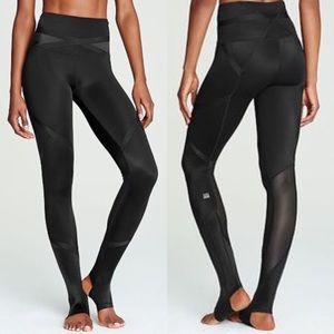 VS SPORT Knockout Secret Tights