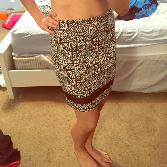 Tribal knee-length body con skirt