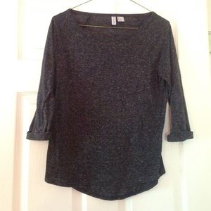 Charcoal grey baseball tee