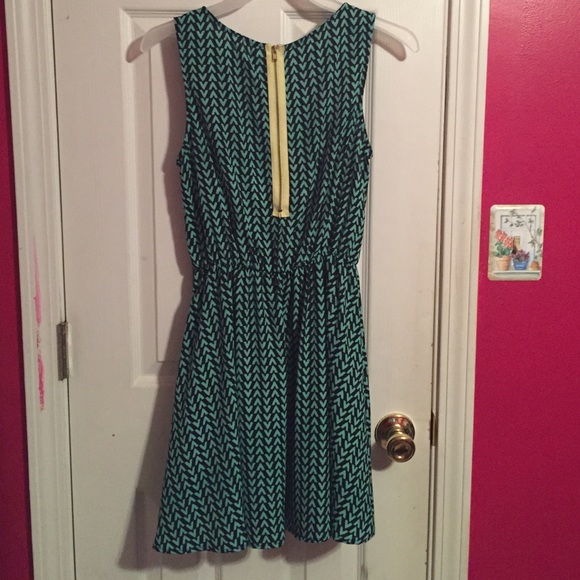 A Black dress from Dress Up Boutique - Picture 2 of 4