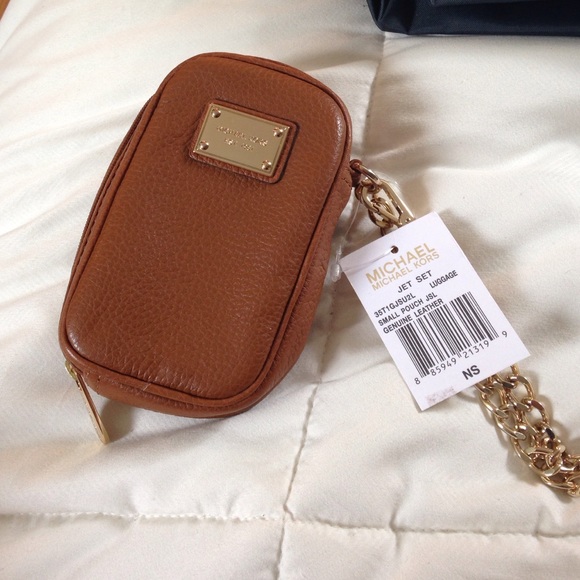 Michael Kors wristlet