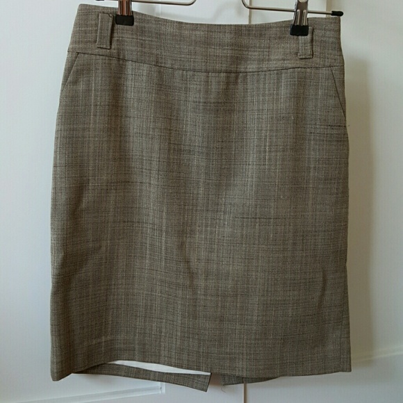 Banana Republic Tan Pencil Skirt Sz 0