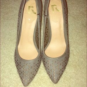 Comfortable pumps nwot