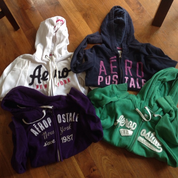 Aero zip up hoodie bundle :)