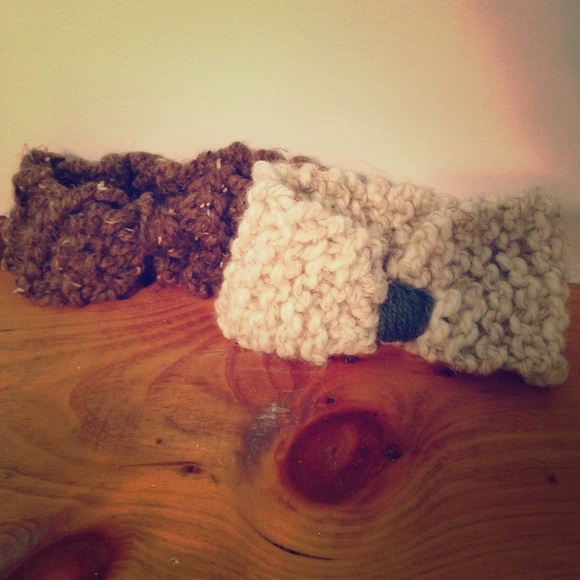 🐮 Set of 2 knit ear warmer headbands