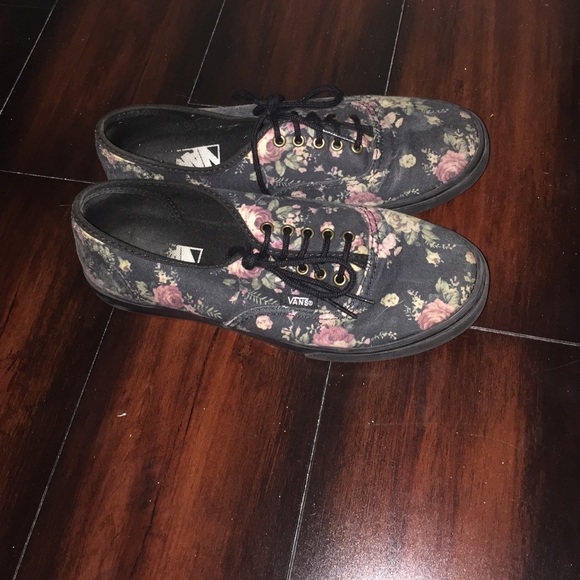 Vans - Picture 3 of 3