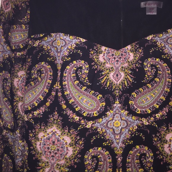 Black dress with Brown Paisley pattern - Picture 2 of 4