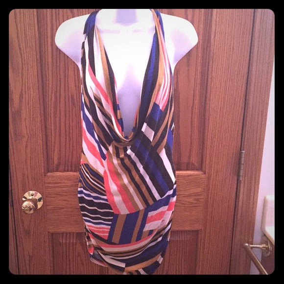 Arden B side ruched top.