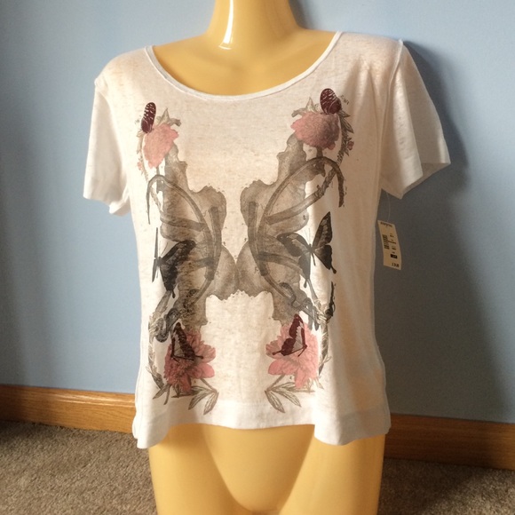 Aeropostale Tops - Aeropostale Butterfly Top