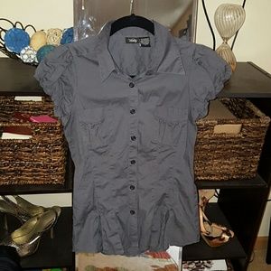 Feminine grey button up shirt