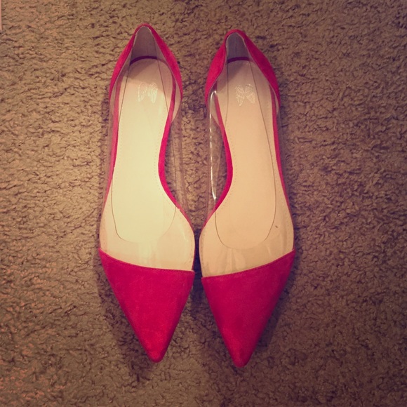 Victoria's Secret flats - Picture 1 of 2