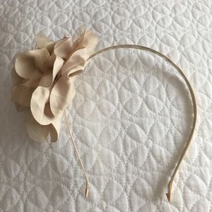 Flower headband  (All headbands 2 for 5$)