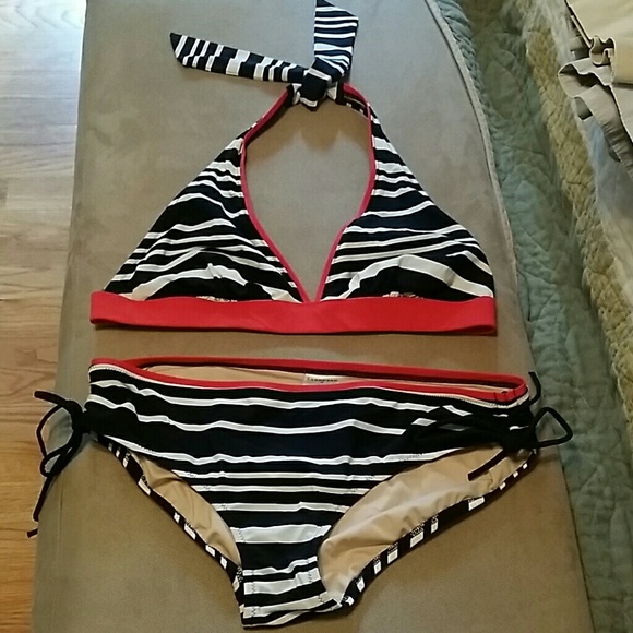 Swim suit