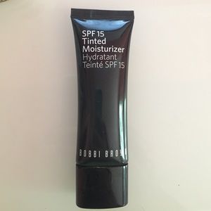 Bobbi Brown SPF 15 Tinted Moisturizer