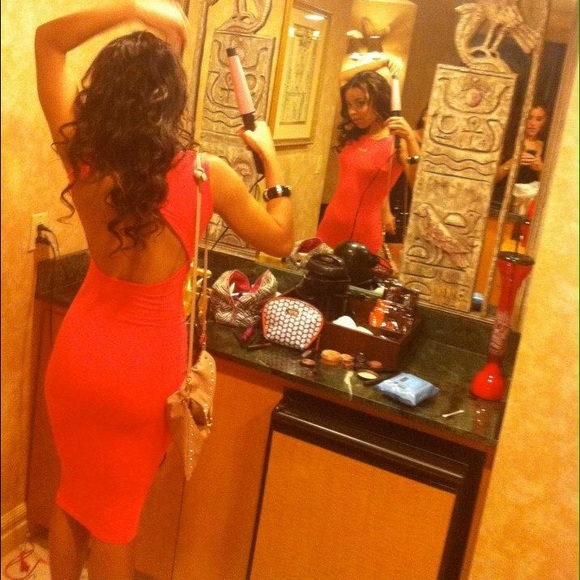 ❌bundled❌Salmon a-symmetrical back midi dress - Picture 2 of 4