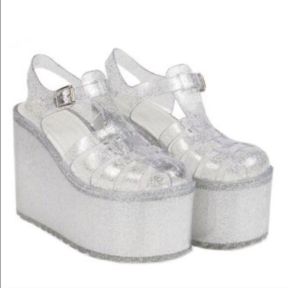Unif clear jelly platform sandals