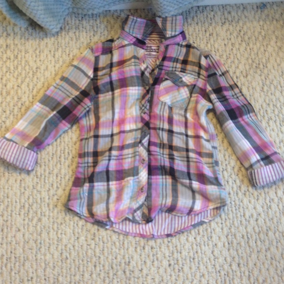Muiticollored button up shirt